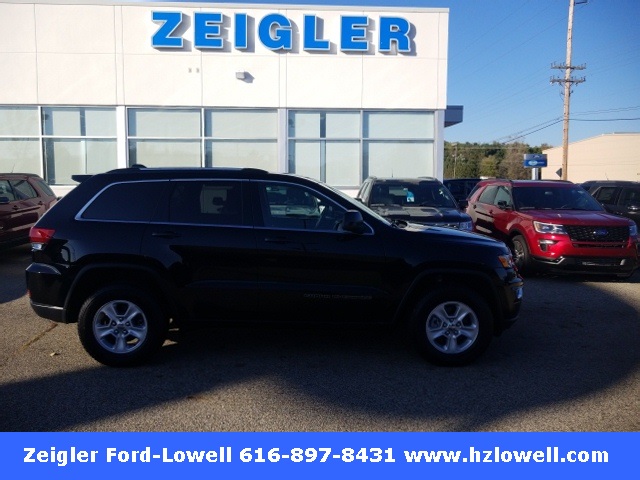 Pre Owned 2017 Jeep Grand Cherokee Laredo 4d Sport Utility In Pre Owned 2017 Jeep Grand Cherokee Laredo